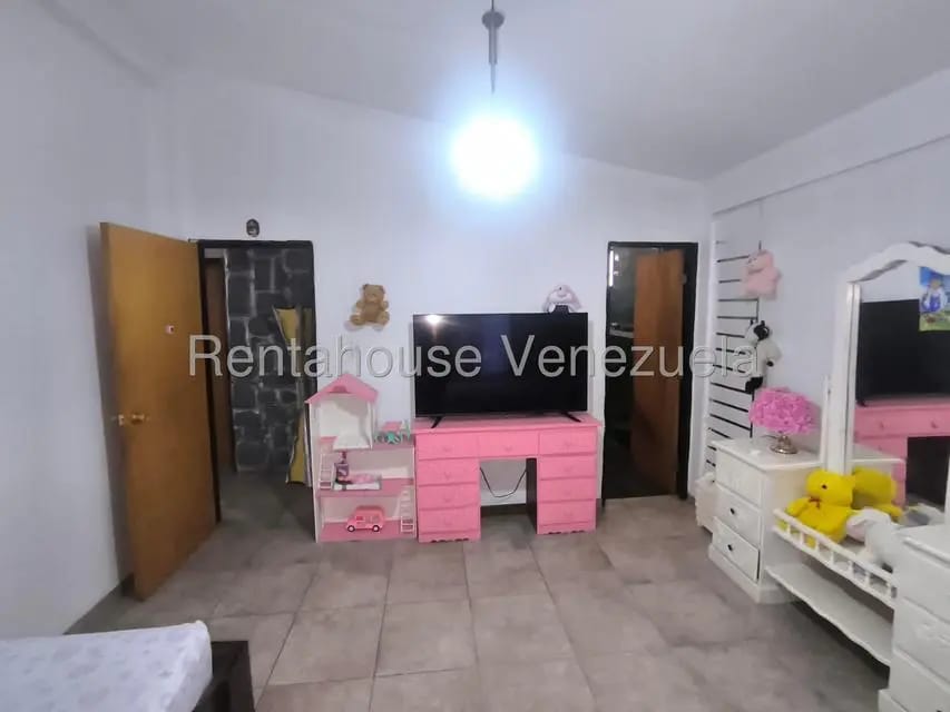 Casa (Duplex) en Venta en Los Tamarindos, Carabobo - 51