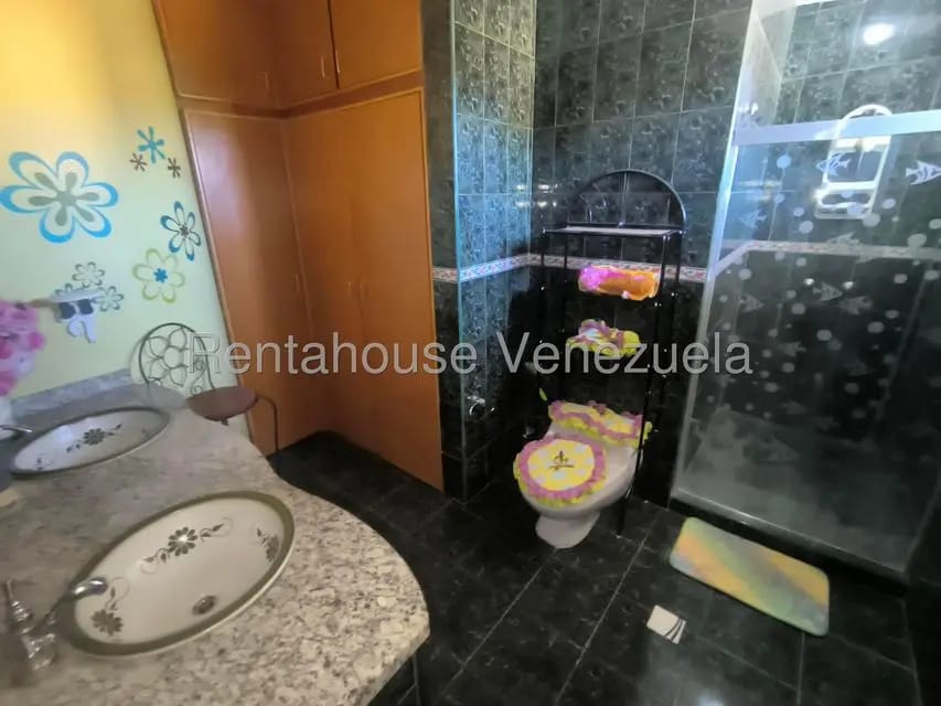 Casa (Duplex) en Venta en Los Tamarindos, Carabobo - 52