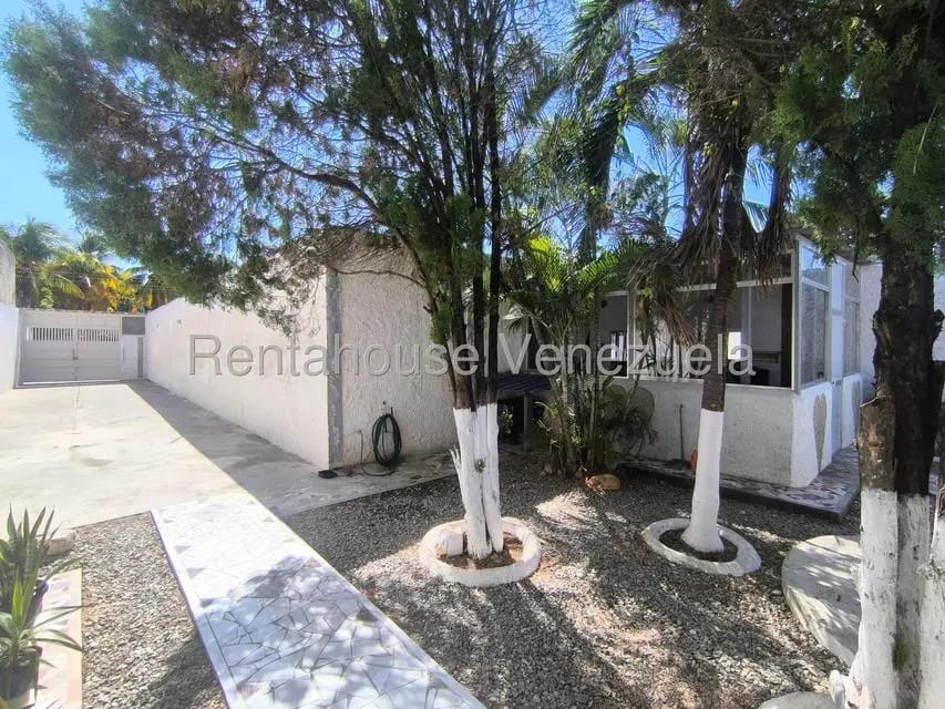 Casa (Duplex) en Venta en Los Tamarindos, Carabobo - 57
