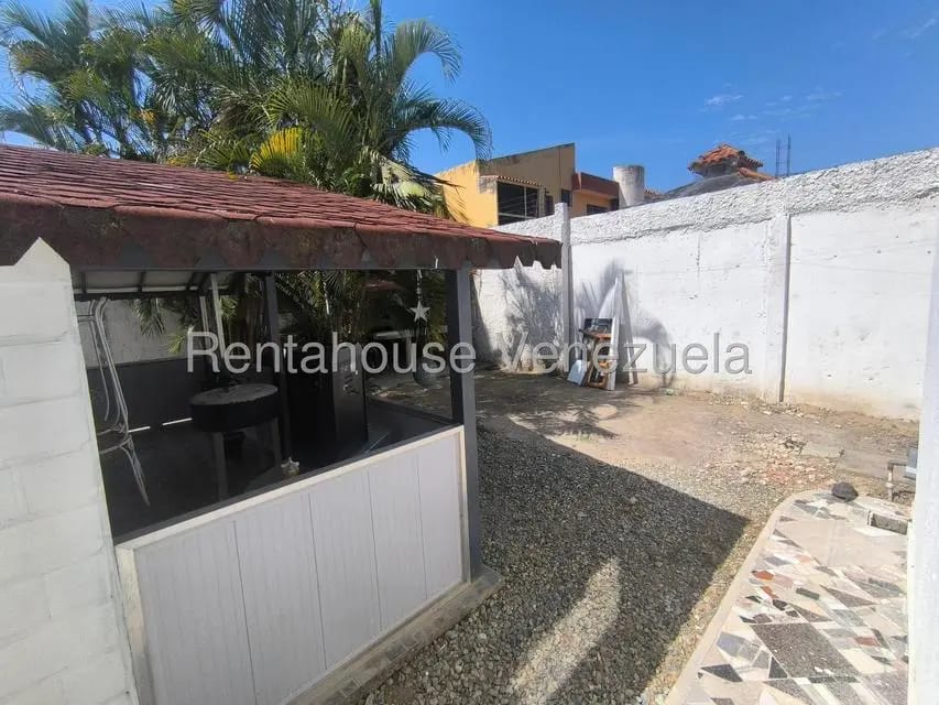 Casa (Duplex) en Venta en Los Tamarindos, Carabobo - 59