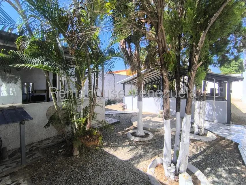 Casa (Duplex) en Venta en Los Tamarindos, Carabobo - 61