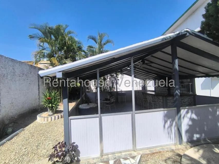 Casa (Duplex) en Venta en Los Tamarindos, Carabobo - 74