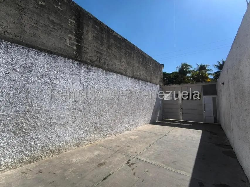 Casa (Duplex) en Venta en Los Tamarindos, Carabobo - 83