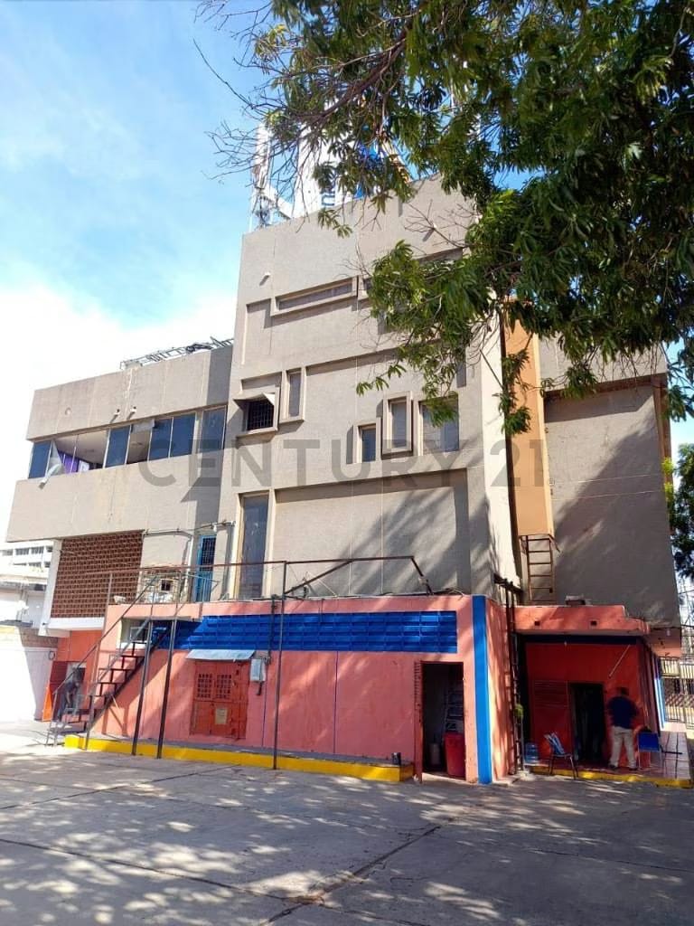 Se Vende Edificio Los Mellizos en 5 de Julio - 7