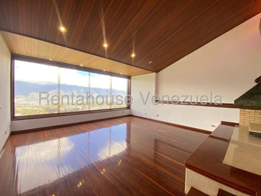 Casa (Multipes Niveles) en Venta en Cerro Verde, Distrito Metropolitano - 5
