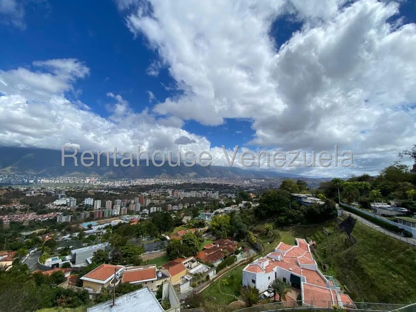 Casa (Multipes Niveles) en Venta en Cerro Verde, Distrito Metropolitano - 44