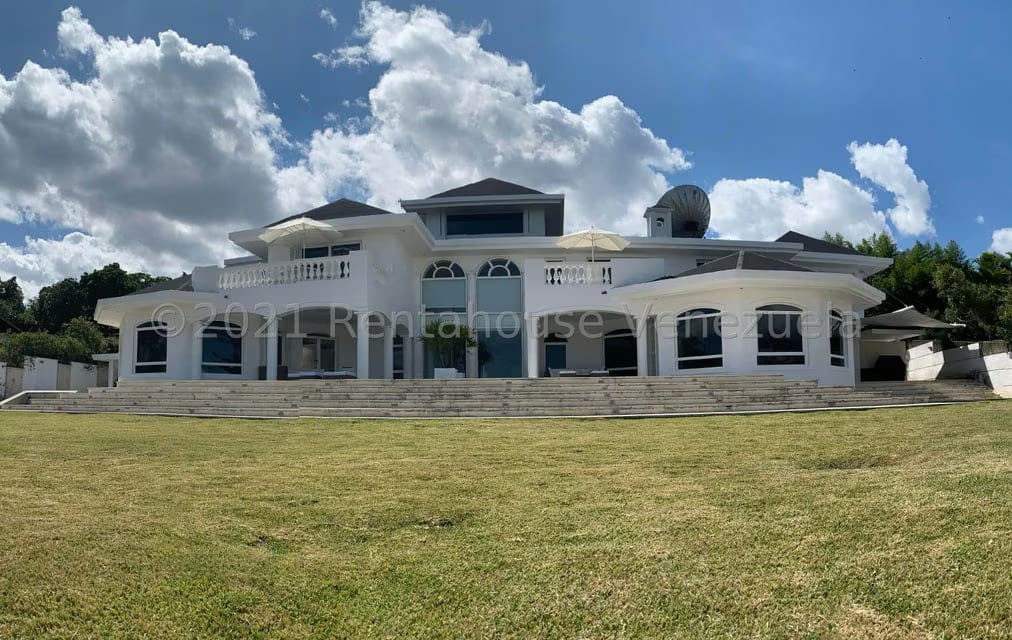 Casa (Multipes Niveles) en Venta en La Lagunita Country Club, Distrito Metropolitano