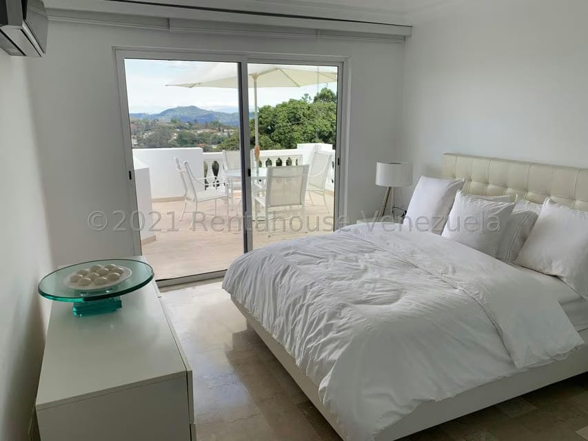 Casa (Multipes Niveles) en Venta en La Lagunita Country Club, Distrito Metropolitano - 29