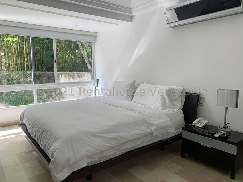 Casa (Multipes Niveles) en Venta en La Lagunita Country Club, Distrito Metropolitano - 33