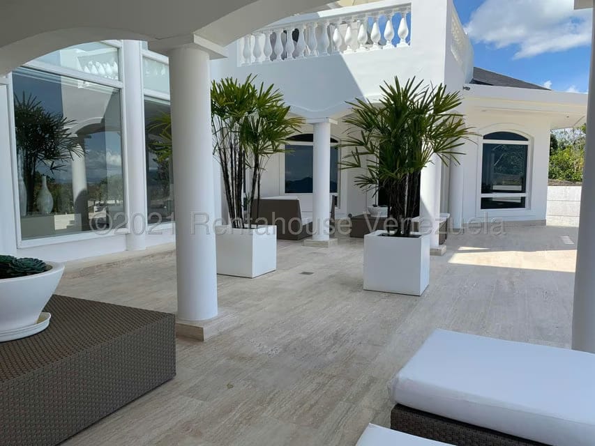 Casa (Multipes Niveles) en Venta en La Lagunita Country Club, Distrito Metropolitano - 8