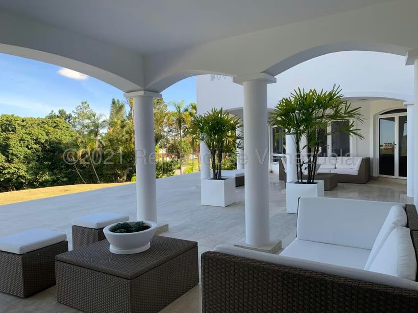 Casa (Multipes Niveles) en Venta en La Lagunita Country Club, Distrito Metropolitano - 9