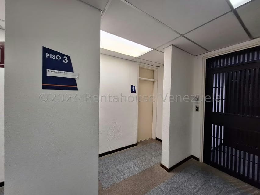 Comercial (Oficina) en Alquiler en Terrazas del Avila, Distrito Metropolitano - 2
