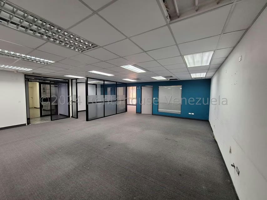 Comercial (Oficina) en Alquiler en Terrazas del Avila, Distrito Metropolitano - 4