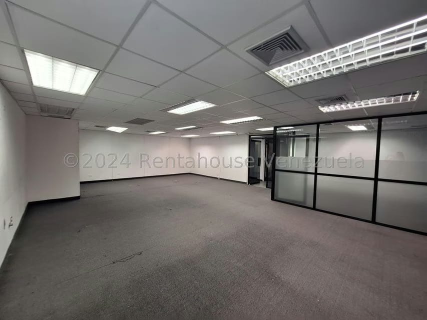 Comercial (Oficina) en Alquiler en Terrazas del Avila, Distrito Metropolitano - 5