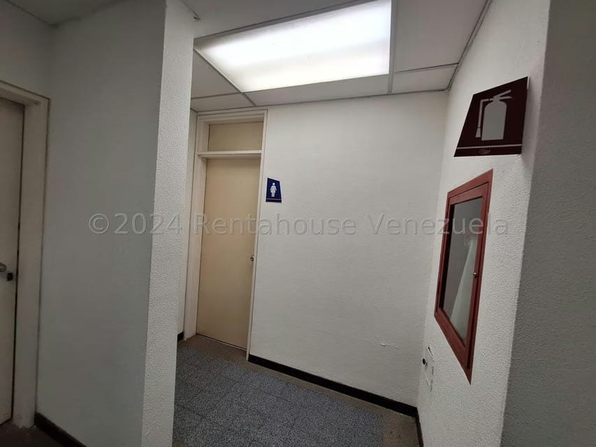 Comercial (Oficina) en Alquiler en Terrazas del Avila, Distrito Metropolitano - 6