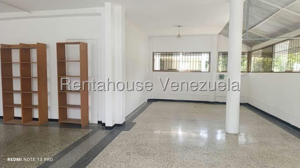 Comercial (Local Comercial) en Alquiler en Colinas de Bello Monte, Distrito Metropolitano - 2