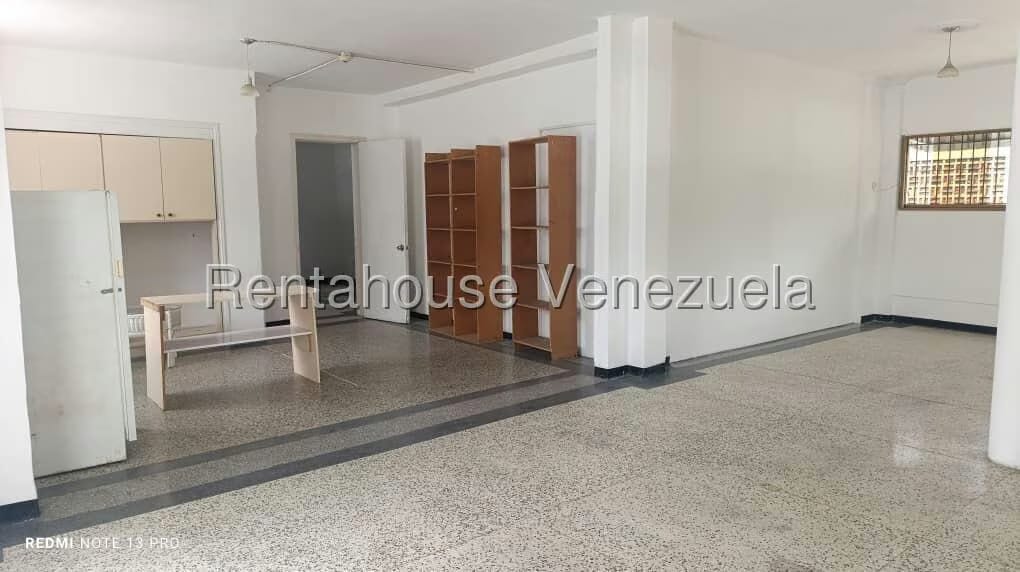 Comercial (Local Comercial) en Alquiler en Colinas de Bello Monte, Distrito Metropolitano - 3