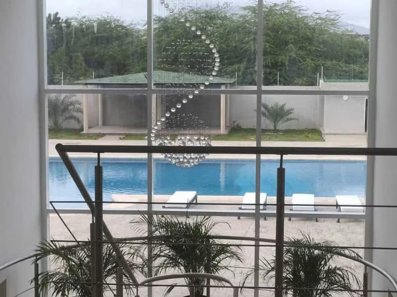 Apartamento 85 mts Urb. Dumar - 8