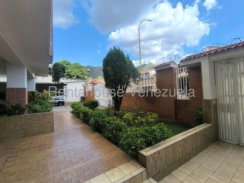Apartamento (1 Nivel) en Venta en La Trigaleña, Carabobo - 36