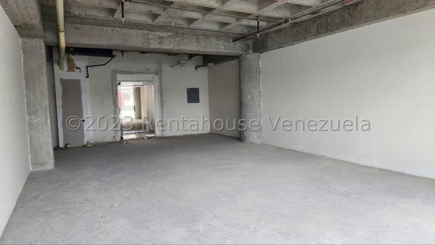 OFICINA EN VENTA – YENNIEF ROJAS - 2