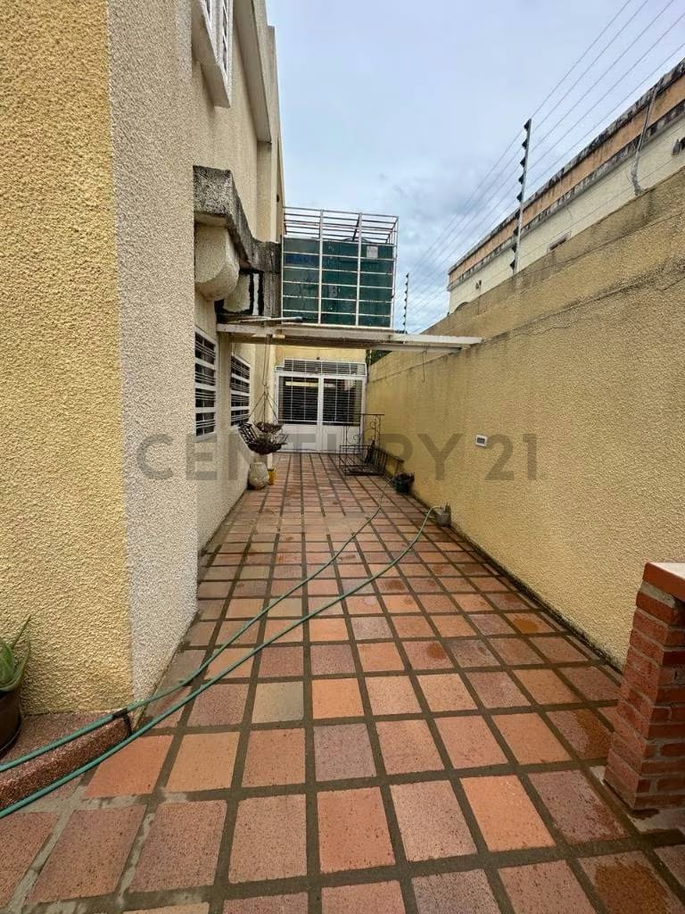 Casa Quinta de dos plantas en Sector Monte Bello, Zona Norte, Maracaibo - 19