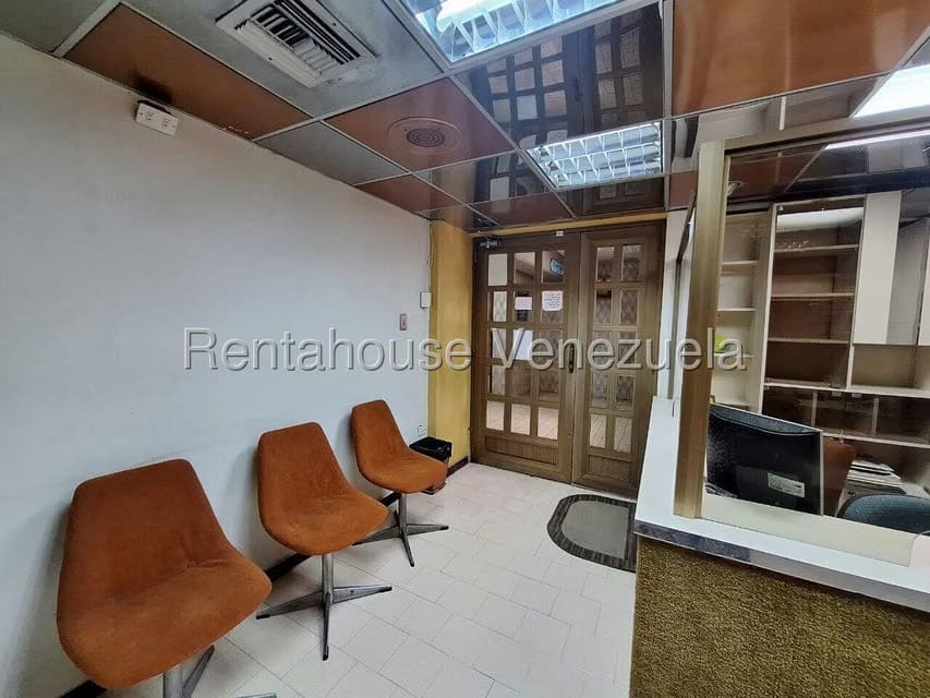 Comercial (Local Comercial) en Venta en Zona Oeste, Lara - 12