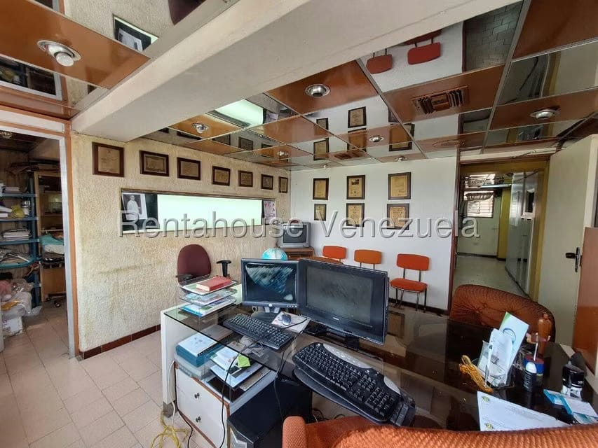 Comercial (Local Comercial) en Venta en Zona Oeste, Lara - 15