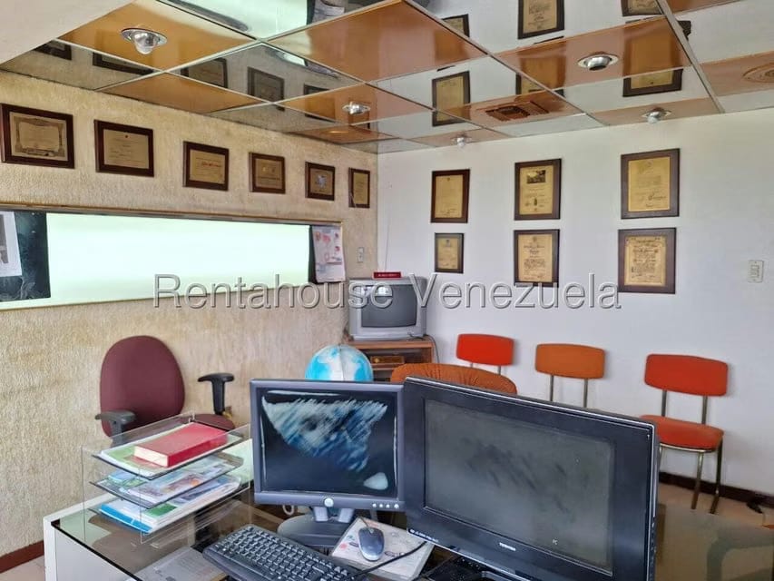 Comercial (Local Comercial) en Venta en Zona Oeste, Lara - 17