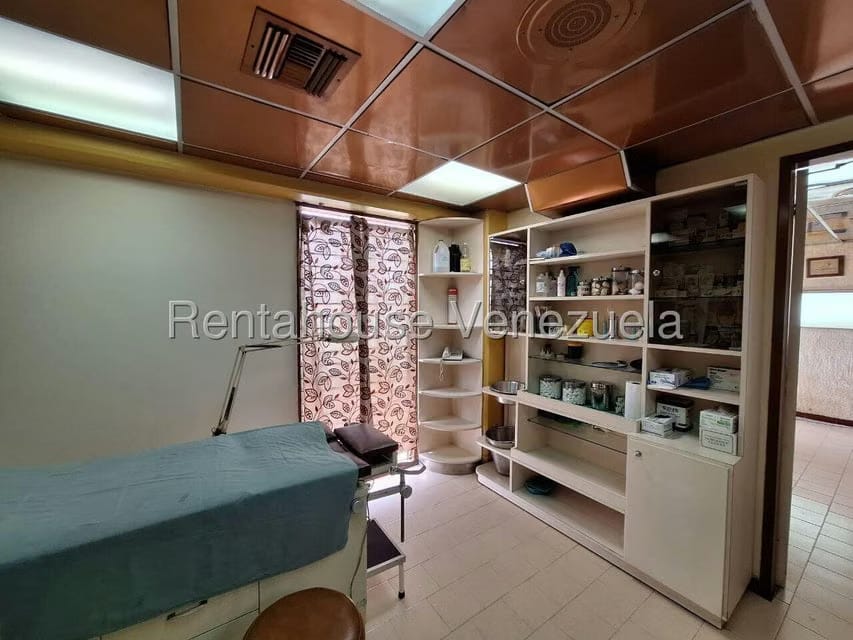 Comercial (Local Comercial) en Venta en Zona Oeste, Lara - 24