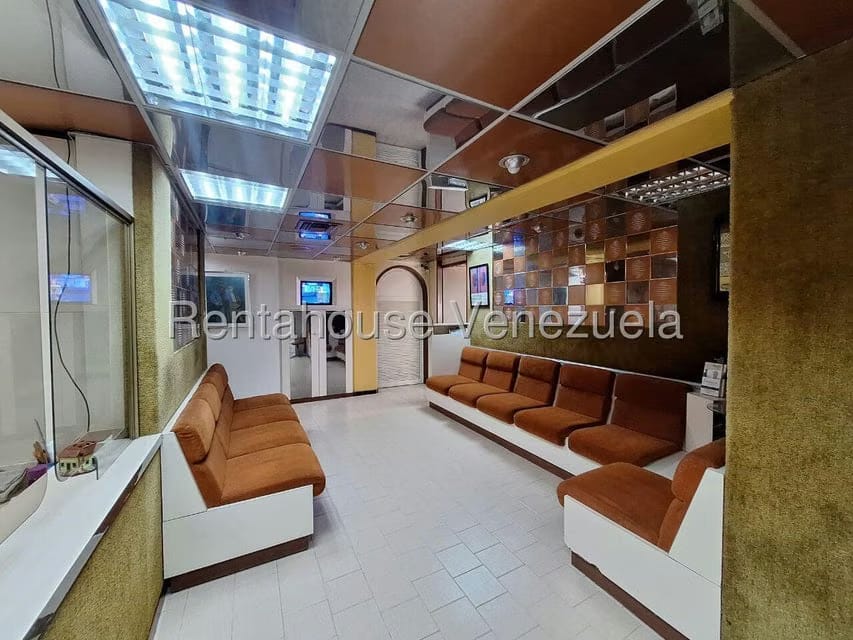 Comercial (Local Comercial) en Venta en Zona Oeste, Lara - 5