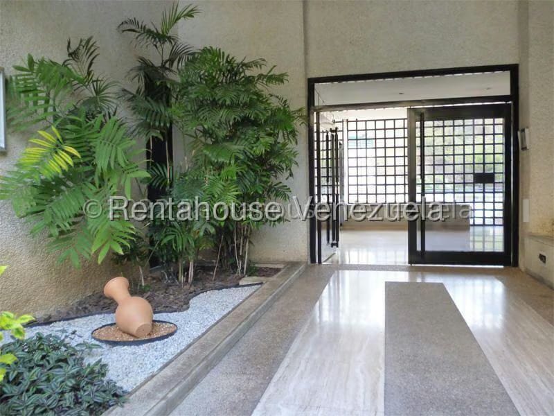 Apartamento (Penthouse) en Venta en Colinas de Valle Arriba, Distrito Metropolitano - 3
