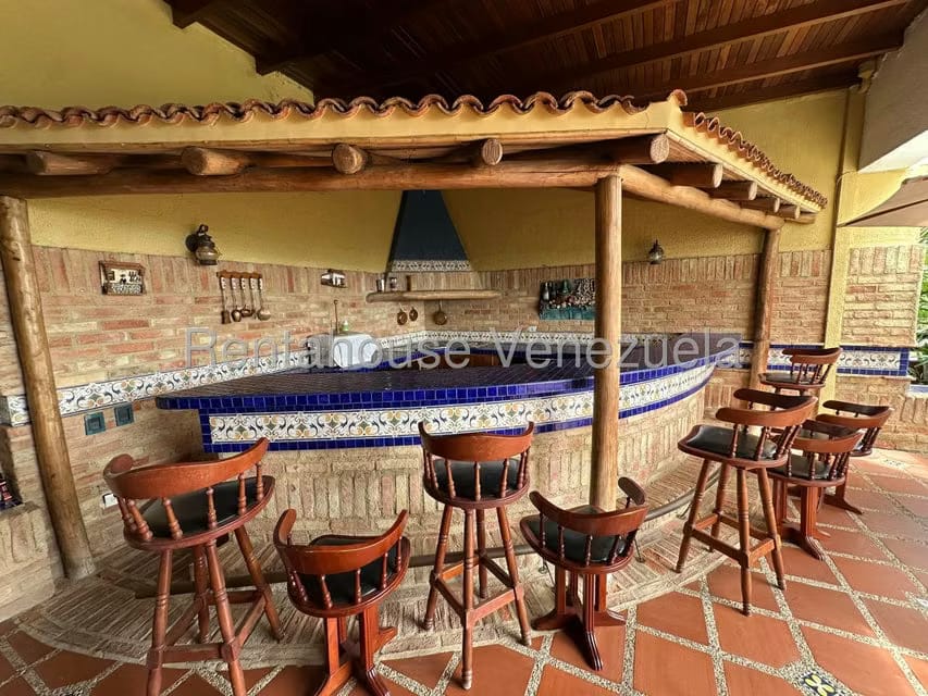 Apartamento (Penthouse) en Venta en Colinas de Valle Arriba, Distrito Metropolitano - 33