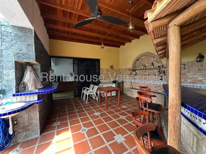 Apartamento (Penthouse) en Venta en Colinas de Valle Arriba, Distrito Metropolitano - 35
