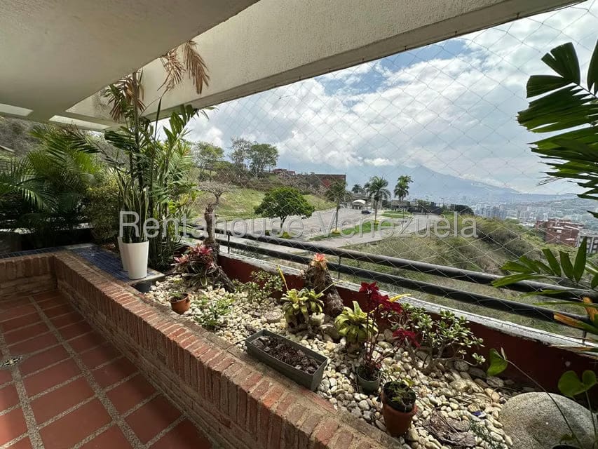 Apartamento (Penthouse) en Venta en Colinas de Valle Arriba, Distrito Metropolitano - 38