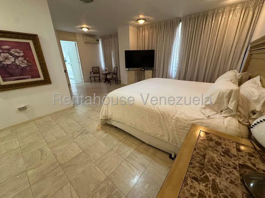Apartamento (Penthouse) en Venta en Colinas de Valle Arriba, Distrito Metropolitano - 44