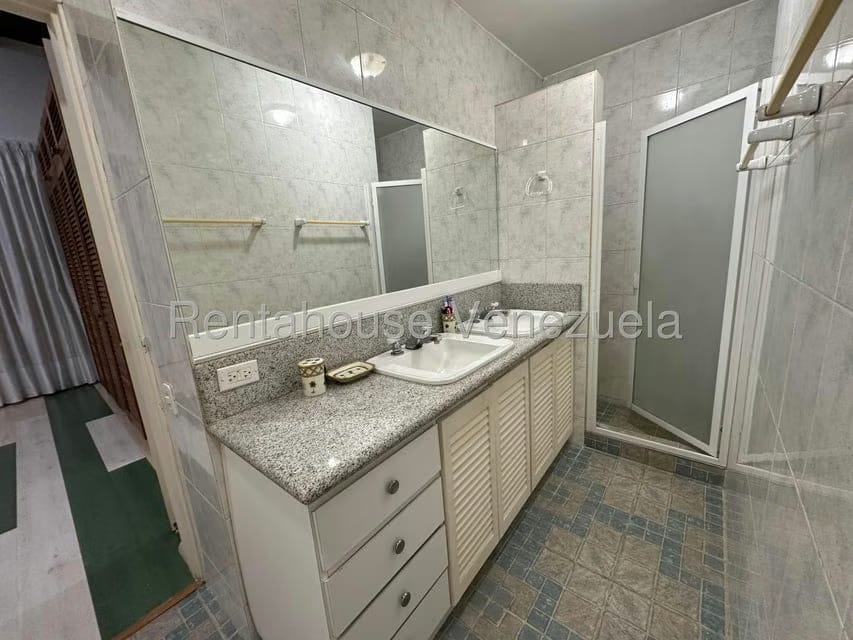 Apartamento (Penthouse) en Venta en Colinas de Valle Arriba, Distrito Metropolitano - 55