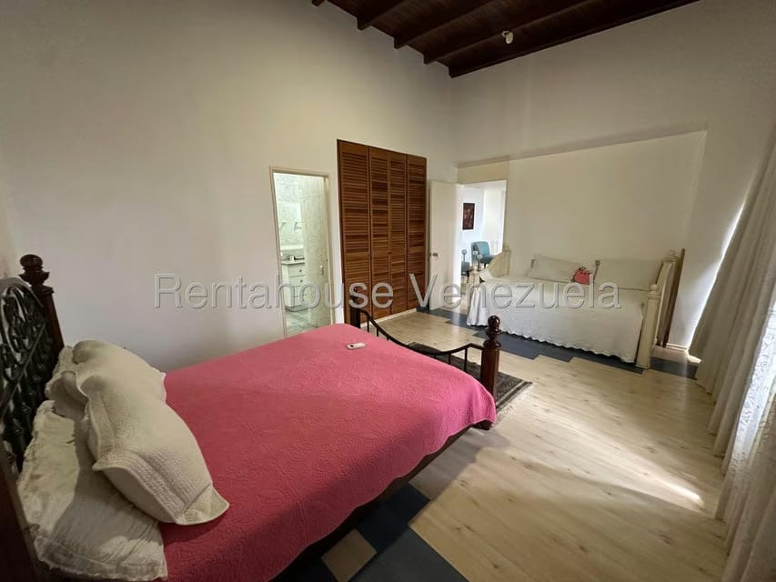 Apartamento (Penthouse) en Venta en Colinas de Valle Arriba, Distrito Metropolitano - 56