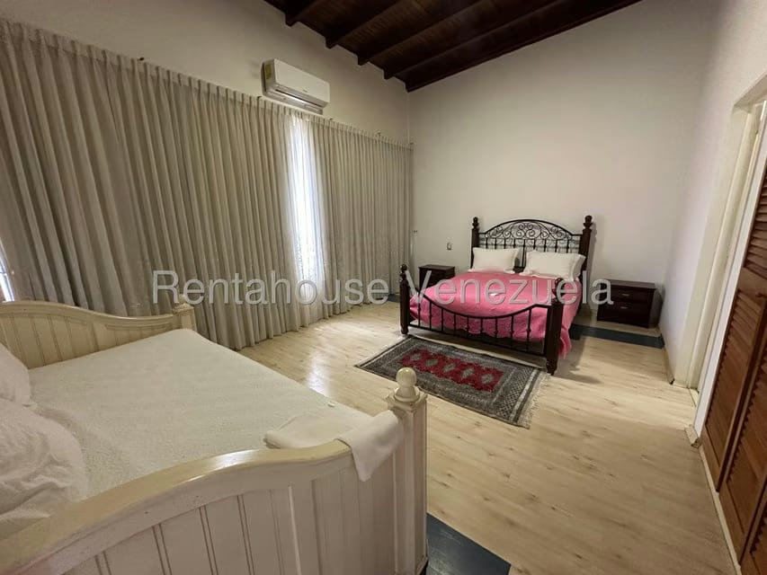 Apartamento (Penthouse) en Venta en Colinas de Valle Arriba, Distrito Metropolitano - 57