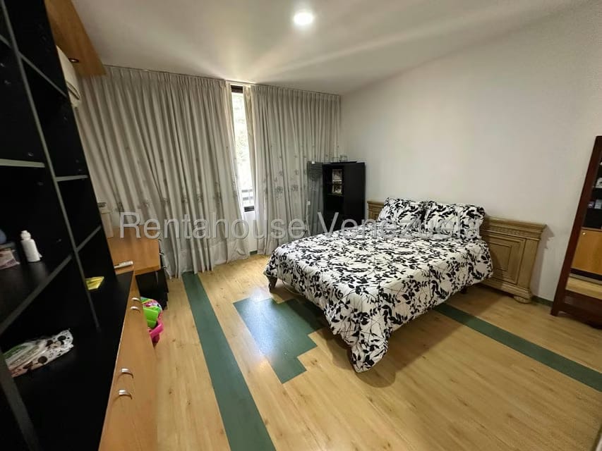 Apartamento (Penthouse) en Venta en Colinas de Valle Arriba, Distrito Metropolitano - 59