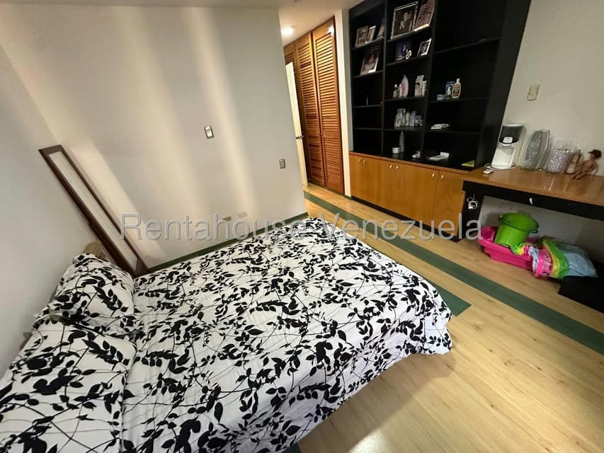 Apartamento (Penthouse) en Venta en Colinas de Valle Arriba, Distrito Metropolitano - 60