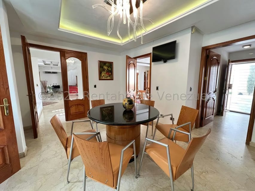 Casa (Duplex) en Venta en El Cafetal, Distrito Metropolitano - 23