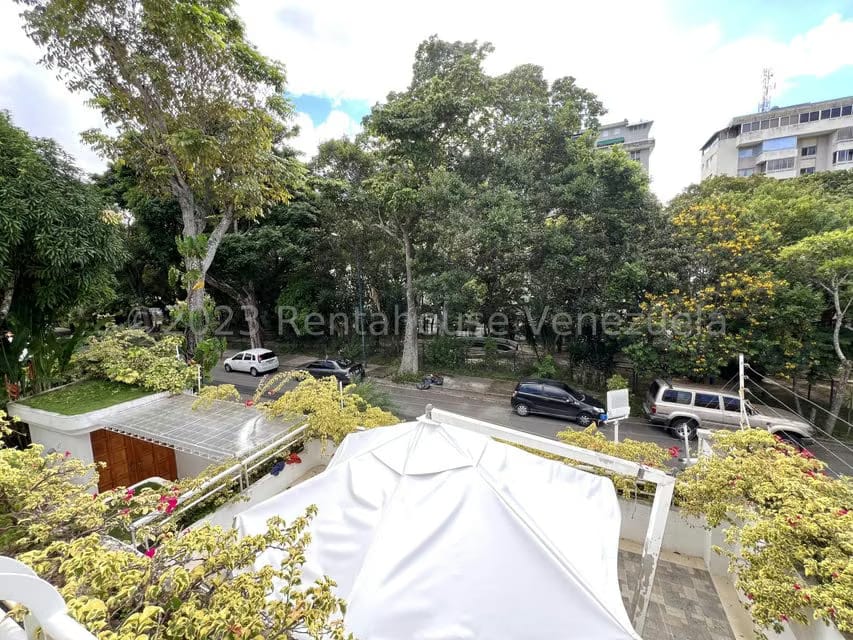 Casa (Duplex) en Venta en El Cafetal, Distrito Metropolitano - 40