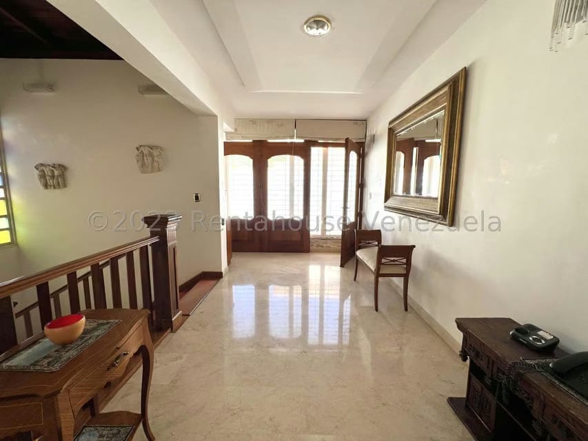 Casa (Duplex) en Venta en El Cafetal, Distrito Metropolitano - 43