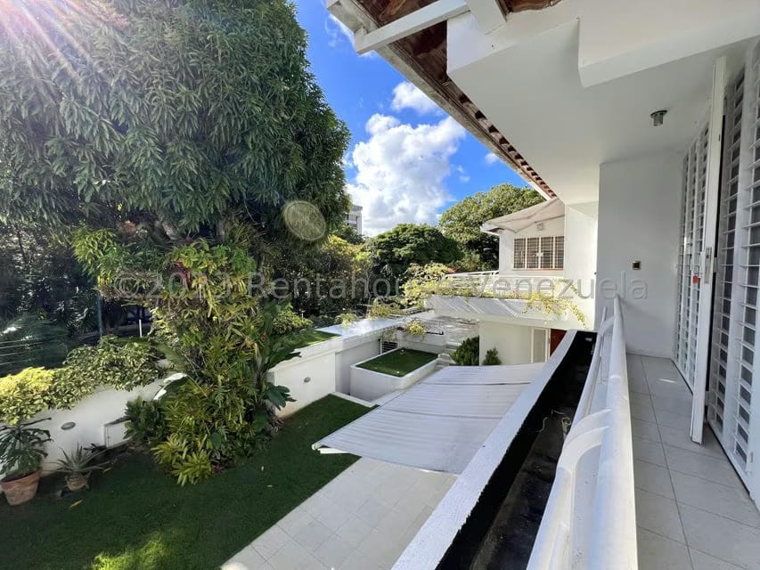 Casa (Duplex) en Venta en El Cafetal, Distrito Metropolitano - 55