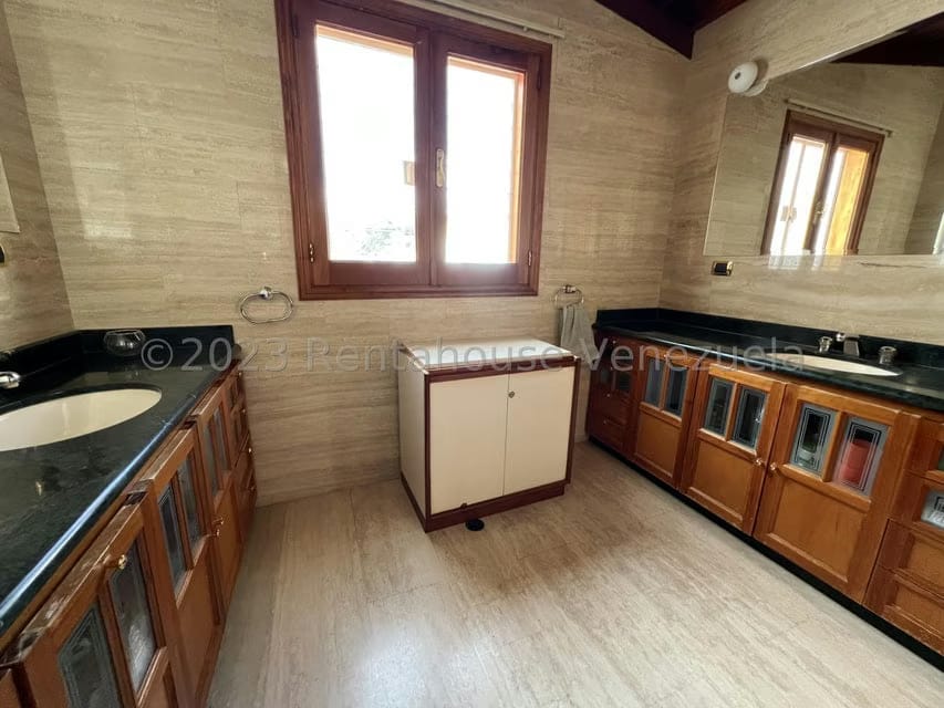 Casa (Duplex) en Venta en El Cafetal, Distrito Metropolitano - 72