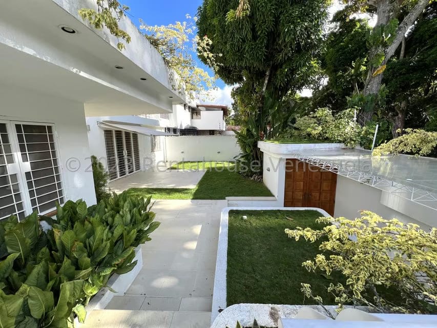 Casa (Duplex) en Venta en El Cafetal, Distrito Metropolitano - 81