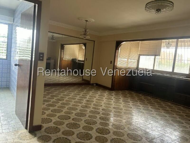 Apartamento (1 Nivel) en Venta en Zona Este, Lara - 4
