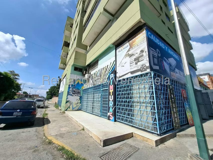 Comercial (Local Comercial) en Venta en Avenida Bolivar, Aragua - 2