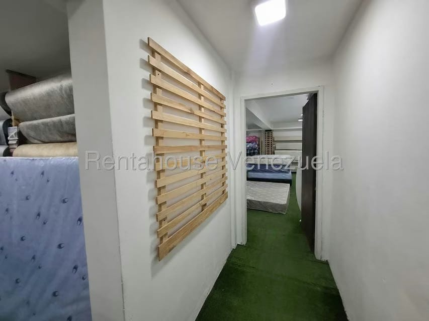 Comercial (Local Comercial) en Venta en Avenida Bolivar, Aragua - 25