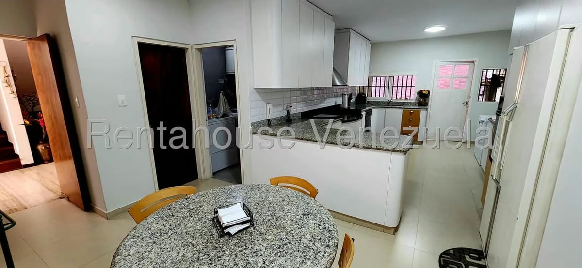 Townhouse (Duplex) en Venta en Monterrey, Distrito Metropolitano - 16